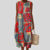 Robe rouge avec motif patchwork