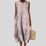 Robe rose avec motif aquarelle