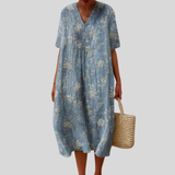 Robe bleue à motif floral