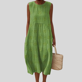 Robe en lin vert avec motif ajouré