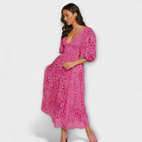 Robe élégante avec des détails délicats