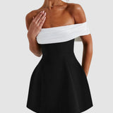 Couvet – Robe Mini avec Nœud Délicat au Dos